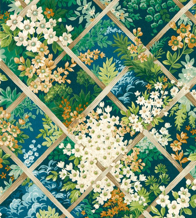 Maymont Wallpaper by Clarke & Clarke Forest