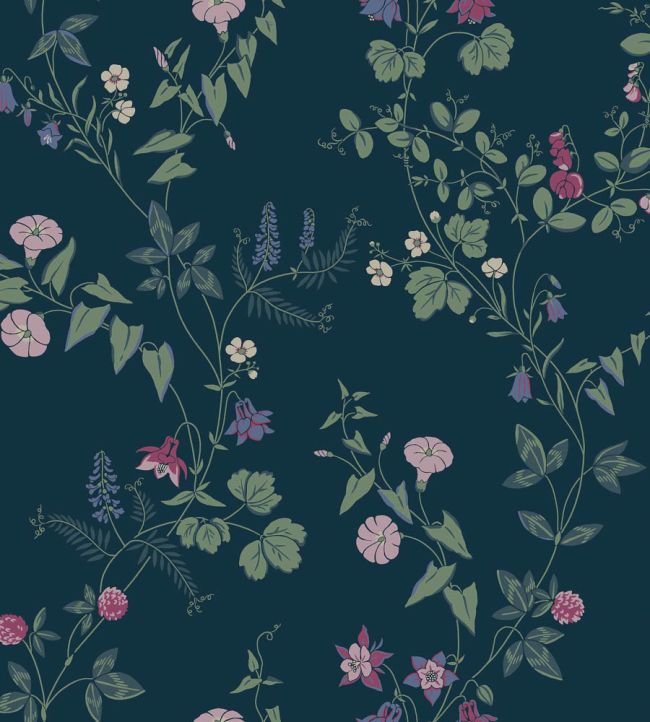 Midsummer Eve Wallpaper by Borastapeter Indigo