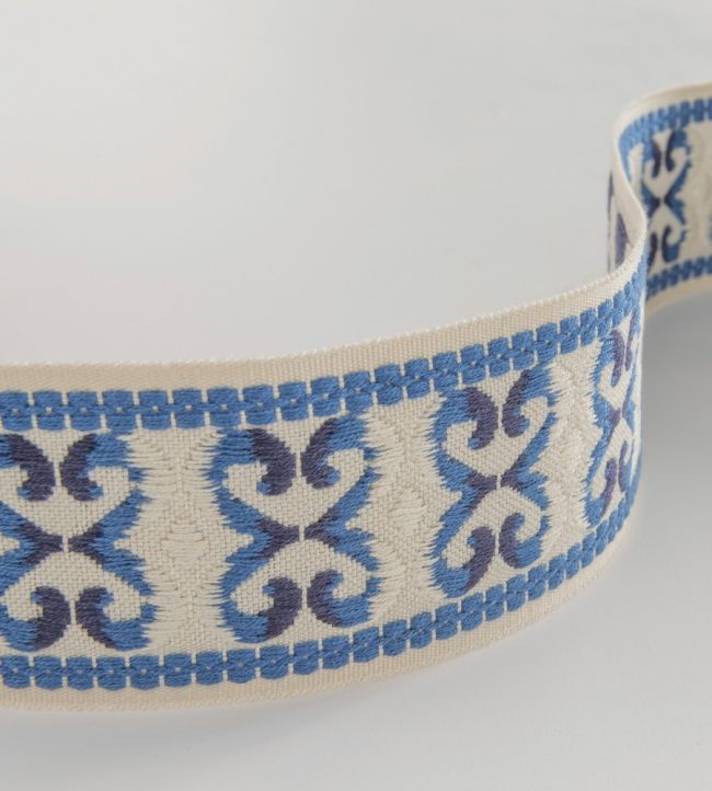Trianon Braid Trimming by Nina Campbell INDIGO/BLUE/IVORY