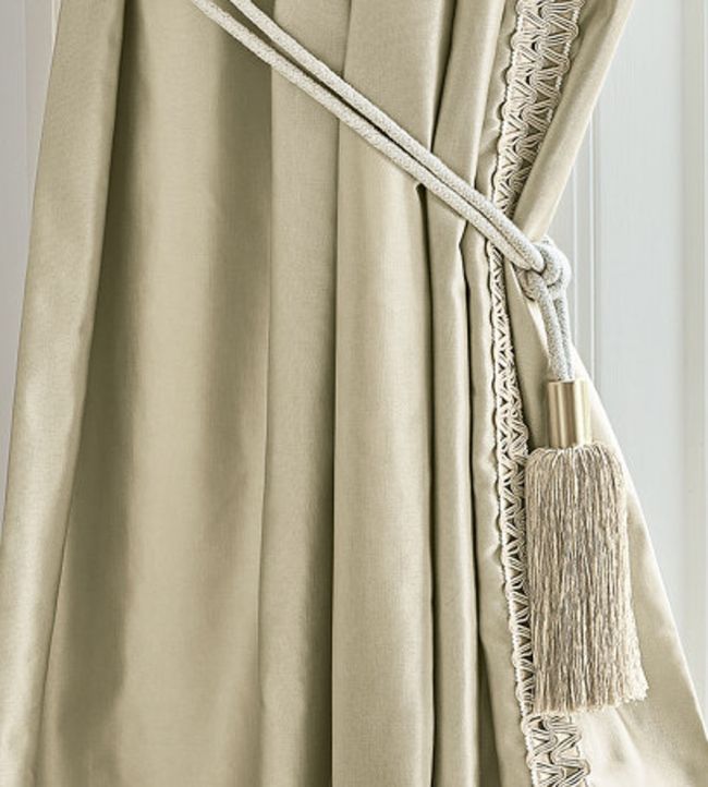 Tassel Tieback Trimming by Villa Nova Pearl