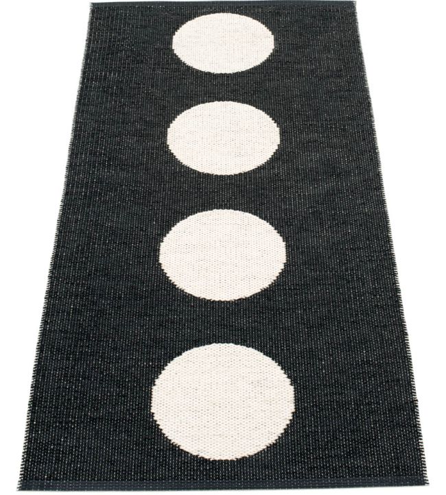Pappelina Vera rug Black/Vanilla VEX715 Black/Vanilla