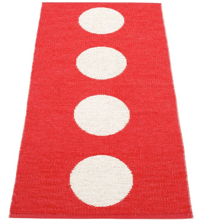 Pappelina Vera rug Red/Vanilla VE2715 Red/Vanilla