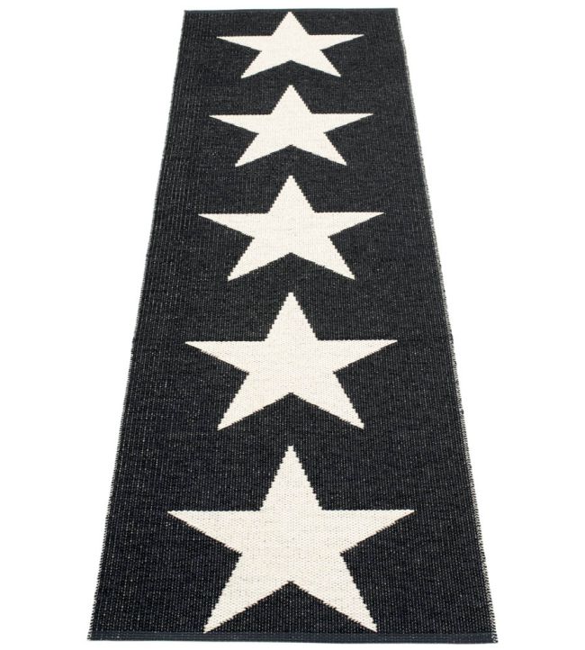 Pappelina Viggo One Runner rug Black/Vanilla VIXS725 Black/Vanilla