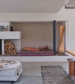 Barace Wallpaper by Farrow & Ball Templeton Pink / Stirabout