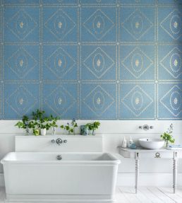 Conchiglie Wallpaper by Cole & Son Gilver on Denim