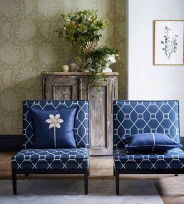 Mapperton Wallpaper by Sanderson Graphite/Gilver