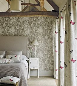 Meadow Canvas Wallpaper by Sanderson White/Parchment