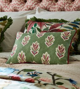 Sessile Leaf Fabric by Sanderson Forest Green