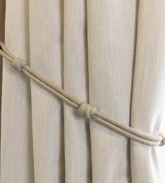 Knotted Tie Back Trimming by Villa Nova Stucco Knotted Tie Back Trimming by Villa Nova Stucco