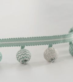 Trianon Bauble Trimming by Nina Campbell AQUA/IVORY Trianon Bauble Trimming by Nina Campbell AQUA/IVORY