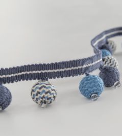 Trianon Bauble Trimming by Nina Campbell INDIGO/BLUE Trianon Bauble Trimming by Nina Campbell INDIGO/BLUE