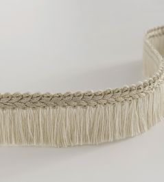 Trianon Fringe Trimming by Nina Campbell BEIGE/IVORY Trianon Fringe Trimming by Nina Campbell BEIGE/IVORY