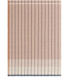 Reversible Rug by GAN Pink Reversible Rug by GAN Pink