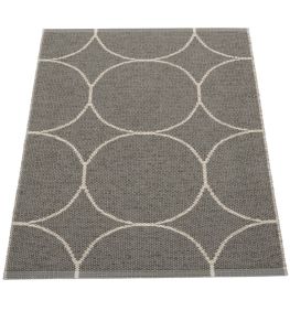 Boo Rug by Pappelina Charcoal/Linen