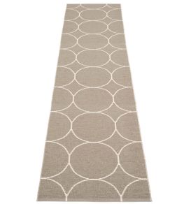 Boo Runner Rug by Pappelina Dark Linen/Vanilla