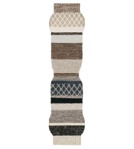Mangas Original Largas ML1N Rug by GAN Natural Mangas Original Largas ML1N Rug by GAN Natural
