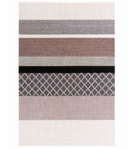 Mangas Outdoor Rug by GAN R2 Multinatural Mangas Outdoor Rug by GAN R2 Multinatural