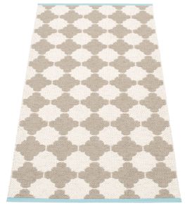 Marre Rug by Pappelina Mud/Vanilla Marre Rug by Pappelina Mud/Vanilla