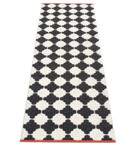 Marre Runner Rug by Pappelina Black/Vanilla