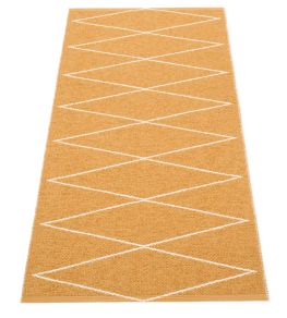 Max Rug by Pappelina Ochre/Vanilla Max Rug by Pappelina Ochre/Vanilla