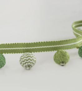 Trianon Bauble Trimming by Nina Campbell EMERALD/GREEN/IVORY Trianon Bauble Trimming by Nina Campbell EMERALD/GREEN/IVORY