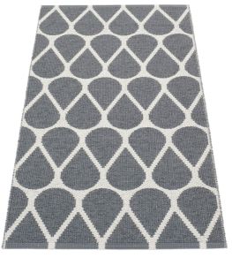 Otis Rug by Pappelina Granit/Fossil Grey Otis Rug by Pappelina Granit/Fossil Grey