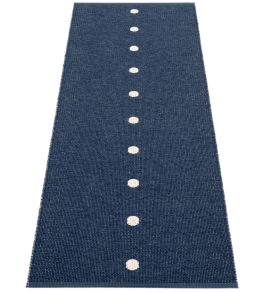 Peg Runner Rug by Pappelina Dark Blue/Vanilla