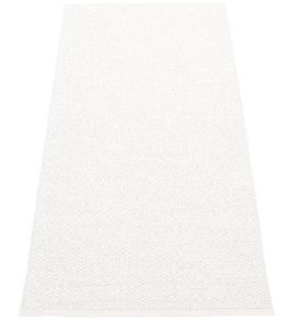 Svea Rug by Pappelina White metallic/White
