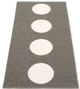 Vera Rug by Pappelina Charcoal/Vanilla