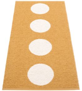 Vera Rug by Pappelina Ochre/Vanilla Vera Rug by Pappelina Ochre/Vanilla