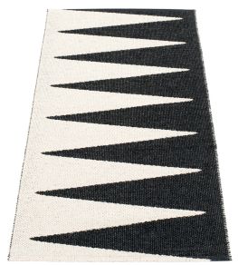 Vivi Rug by Pappelina Black/Vanilla Vivi Rug by Pappelina Black/Vanilla