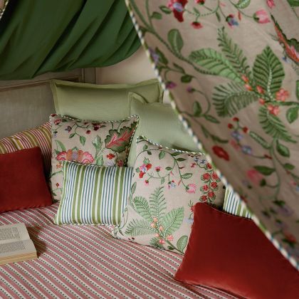 domino-manuel-canovas-cerise-fabric-m4168-05-image03