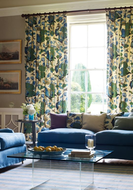Drapes in Nympheus Linen fabric by GP & J Baker